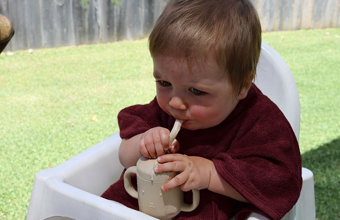 A Smarter Bib for Modern Parents